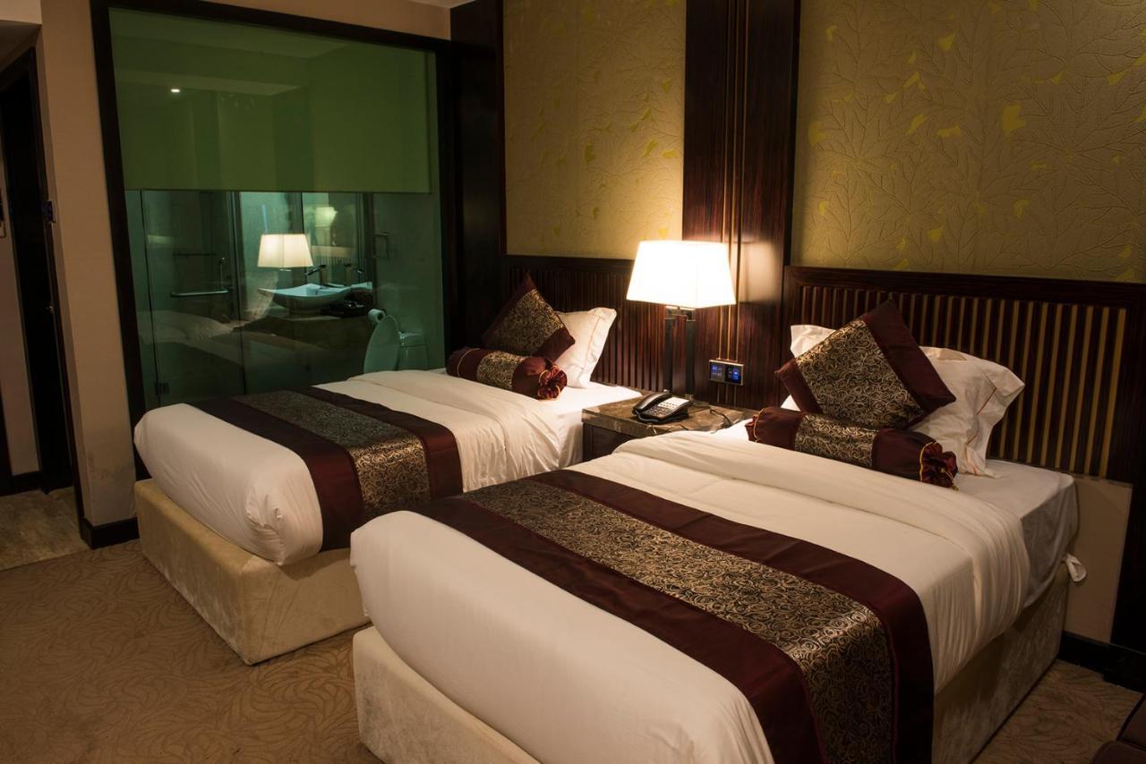 Royale Signature Hotel Alor Setar Room photo